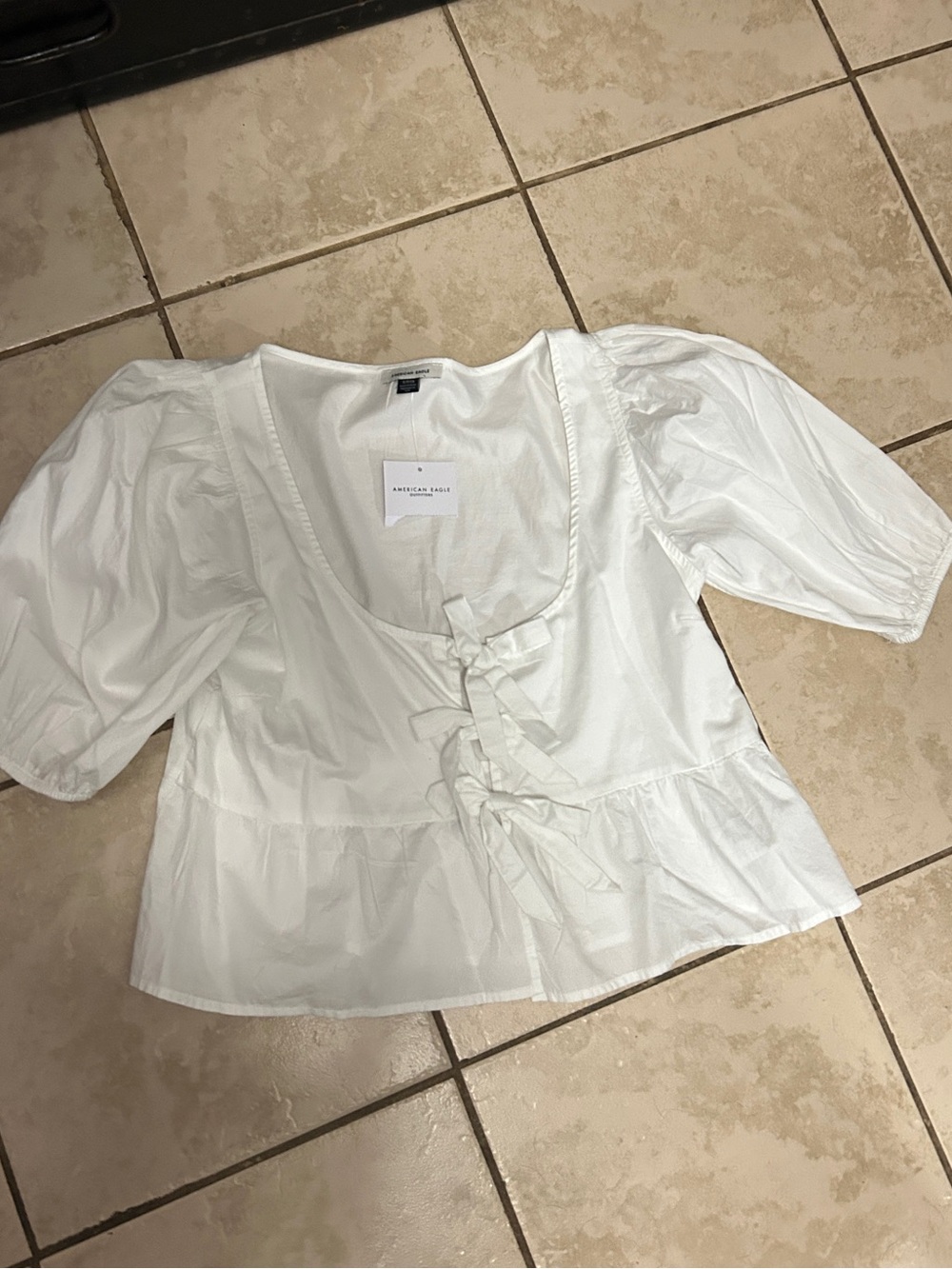 American Eagle Outfitters White Puff-Sleeve Tie-Front Top